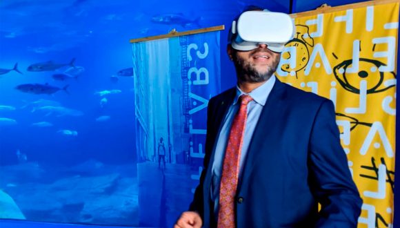 barnado's ceo trialing virtual reality headset at life labs launch at plymouth's national marine aquarium